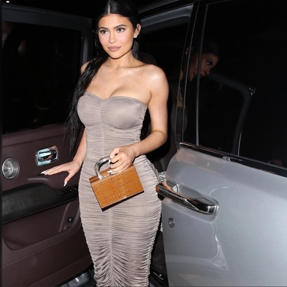 Black Strapless Ruched Midi Dress - Picture 6 of 7